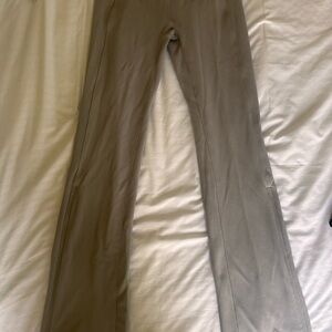 NWT Lululemon high waisted brushed softstreme rib zip flare leggings.